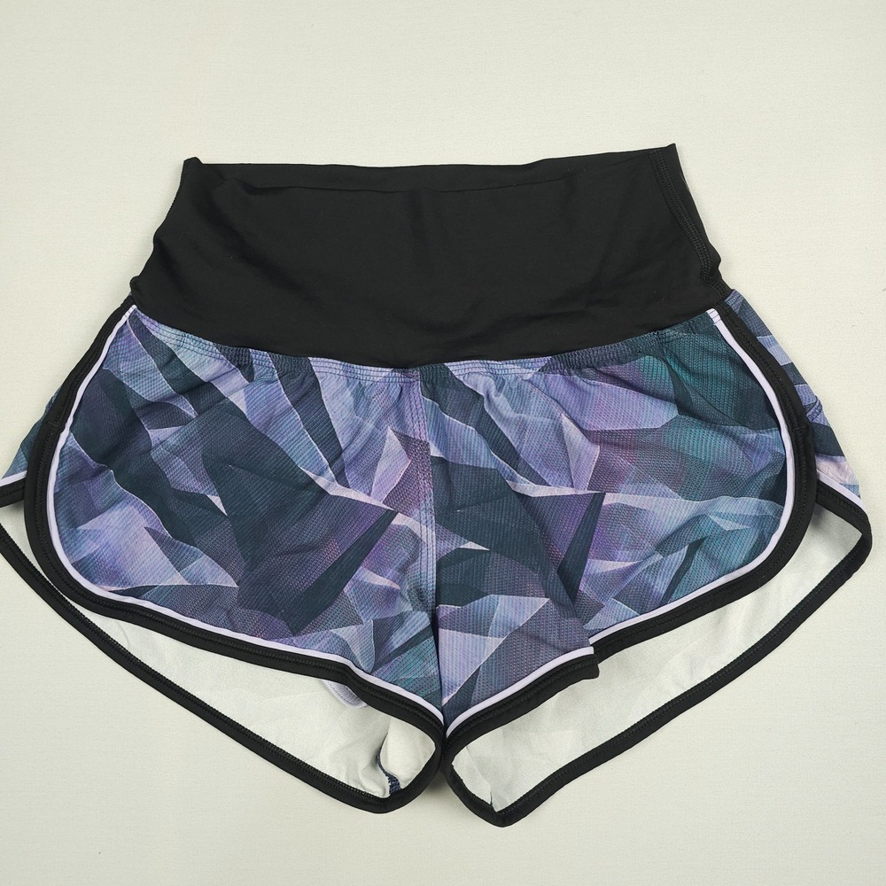 Lululemon Drop it Low Shorts Women Size 2 Purple Black Pretty Prism Geometric Pr
